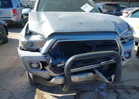 2017 Toyota Tacoma Limited z USA, uszkodzony, nr VIN 5TFEZ5CN8HX023402